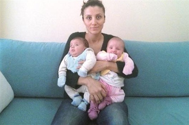 Kurdisk kvinde skal i fængsel med sine to små tvillinger