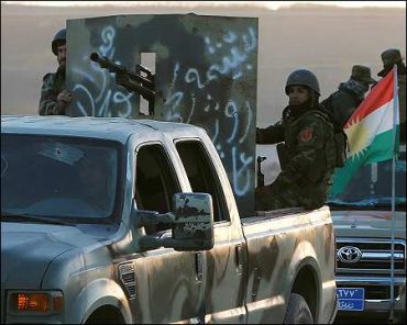 Peshmerga-styrker trækker sig nu også tilbage fra Shingal
