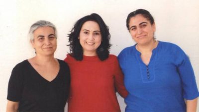 15 kvindelige politkere er i sultestrejke for at fjerne Öcalans isolation