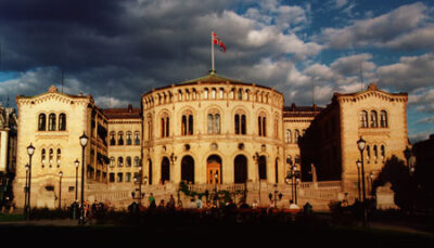 To kurdere er blevet valgt ind i det norske parlament