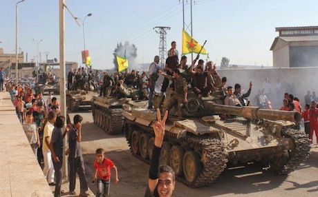 Kurdiske styrker fortsætter fremmarchen i Kobanê
